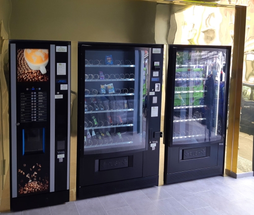 Mcmarket24: Galleria dei negozi automatici realizzati.